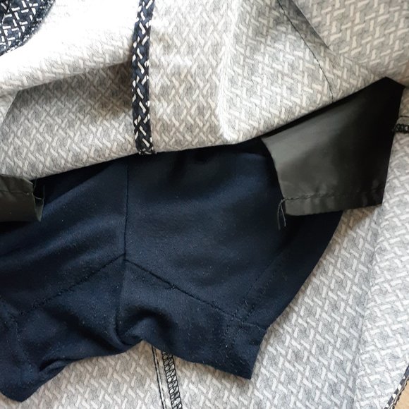 Le Grenier navy blue stretchy skort - Picture 6 of 6